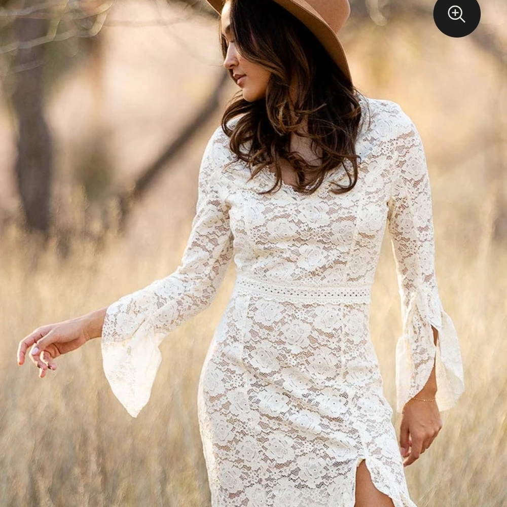 Joyfolie Cream Lace Long Sleeve Dress